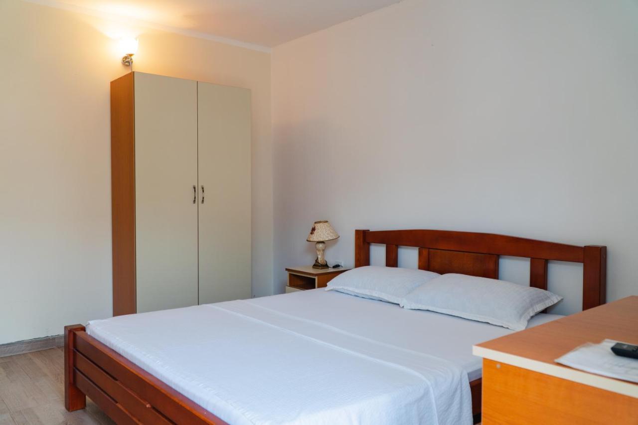 Guest House Buskovic Budva Eksteriør billede