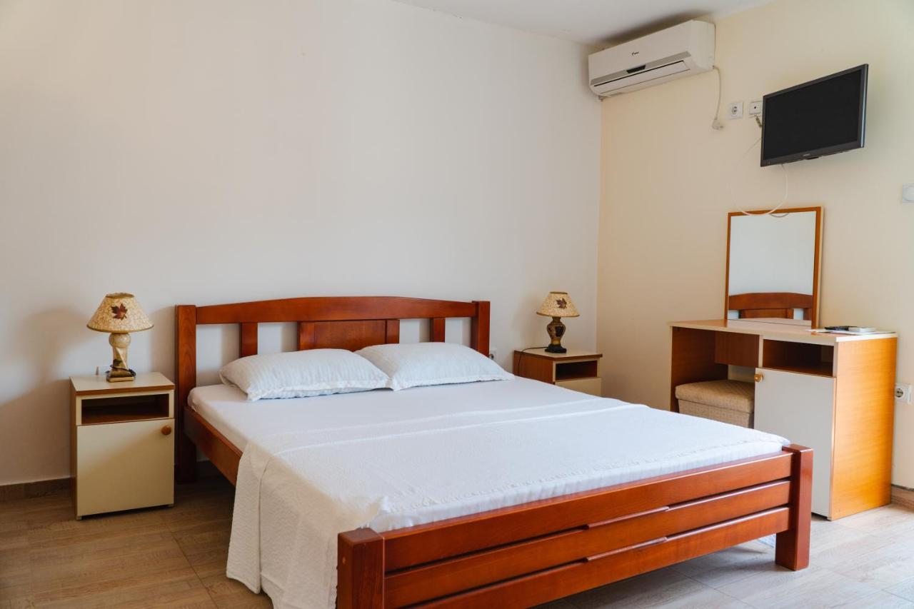 Guest House Buskovic Budva Eksteriør billede
