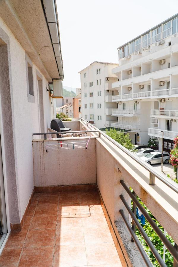 Guest House Buskovic Budva Eksteriør billede