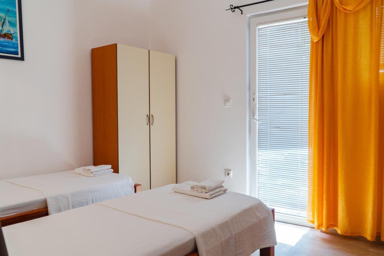 Guest House Buskovic Budva Eksteriør billede