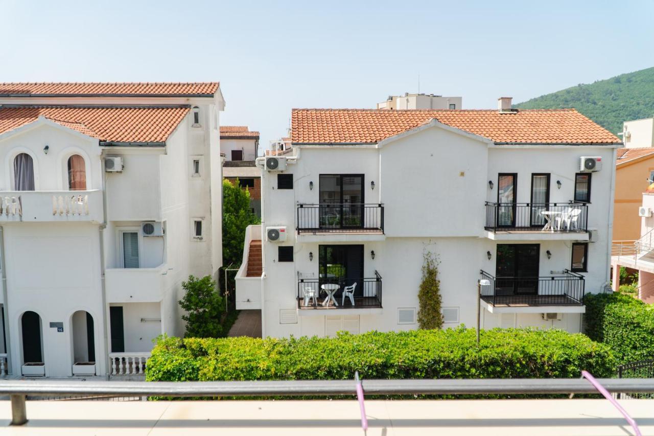Guest House Buskovic Budva Eksteriør billede