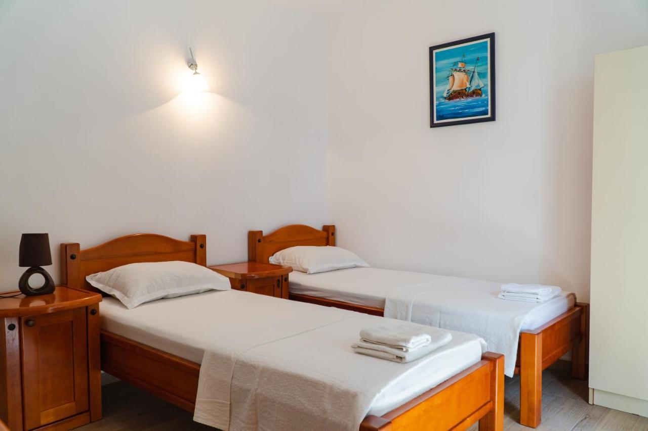 Guest House Buskovic Budva Eksteriør billede