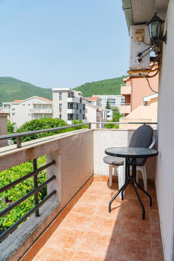 Guest House Buskovic Budva Eksteriør billede