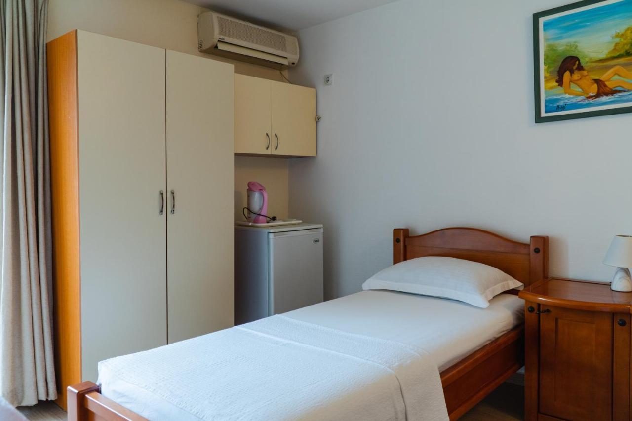Guest House Buskovic Budva Eksteriør billede