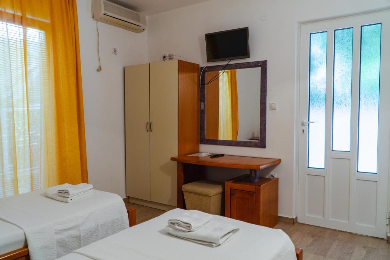 Guest House Buskovic Budva Eksteriør billede