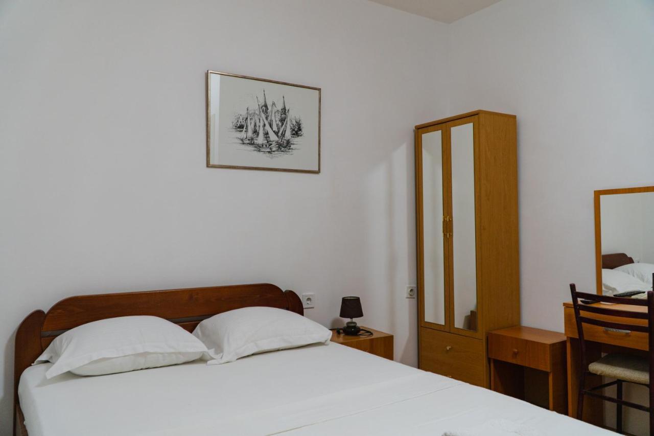 Guest House Buskovic Budva Eksteriør billede